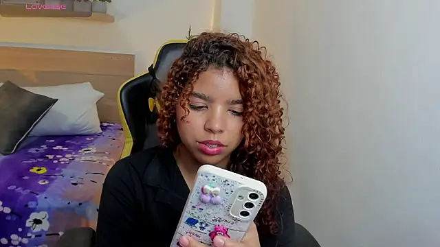 Snapshot of aurora_rodriguez chatting on 1, 2, 2025 aurora rodriguez online show from 1, 2, 2025