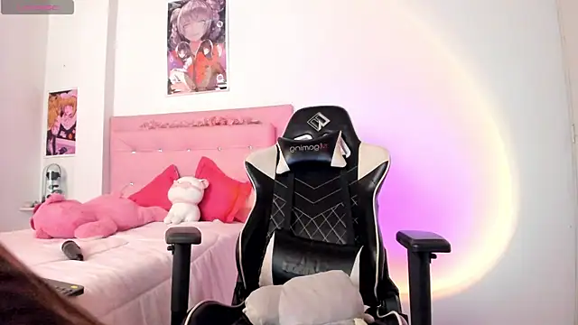 Snapshot of little_jade chatting on 30, 10, 2025 little jade online show from 30, 10, 2025