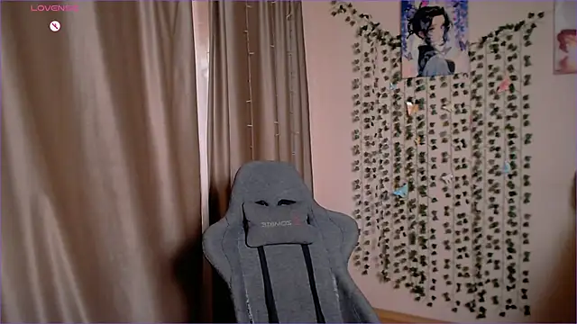 MargoFoxy online show from 10, 4, 2026