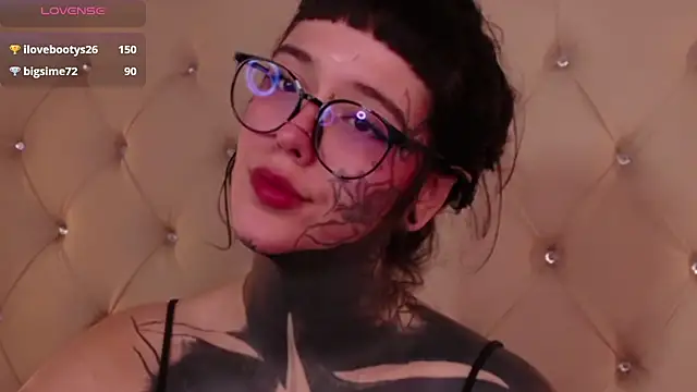 SylveonFox online show from 20, 12, 2024