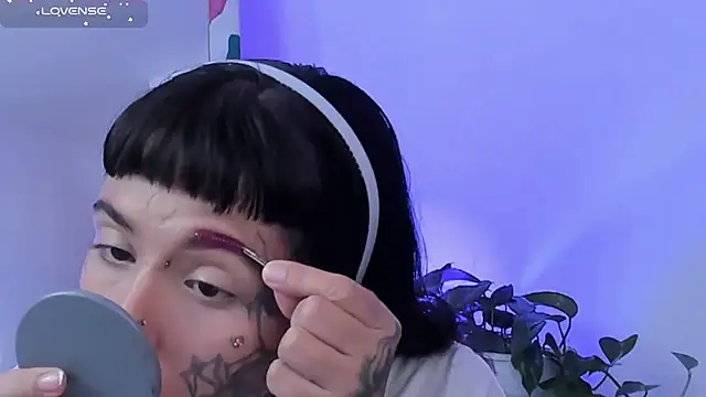 SylveonFox online show from 17, 3, 2025