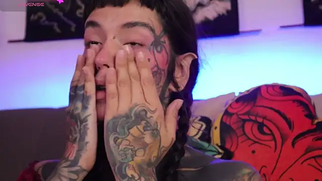 SylveonFox online show from 12, 11, 2025