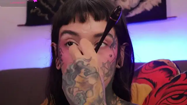 SylveonFox online show from 24, 11, 2025