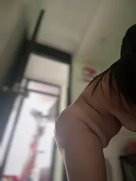 Snapshot of Sol_biglips chatting on 20, 2, 2025 Sol biglips online show from 20, 2, 2025