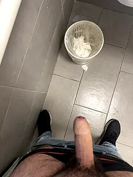 Snapshot of _themask_ chatting on 30, 10, 2025 themask online show from 30, 10, 2025