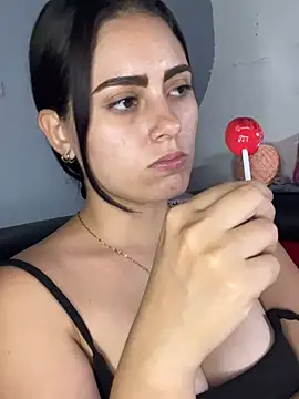 Snapshot of Azuna25 chatting on 30, 4, 2026 Azuna25 online show from 30, 4, 2026