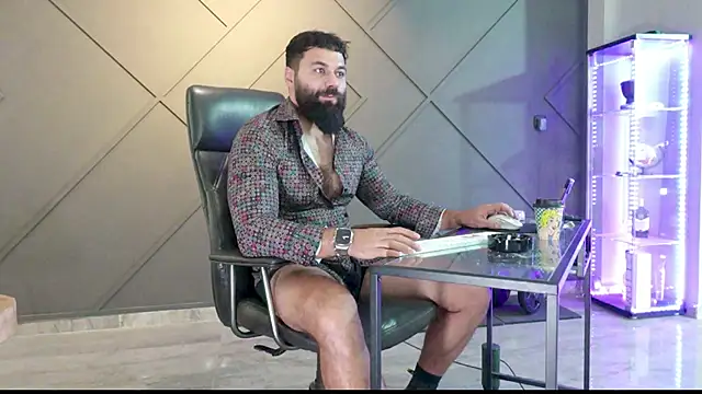 Snapshot of mattmasterss chatting on 5, 12, 2024 mattmasterss online show from 5, 12, 2024