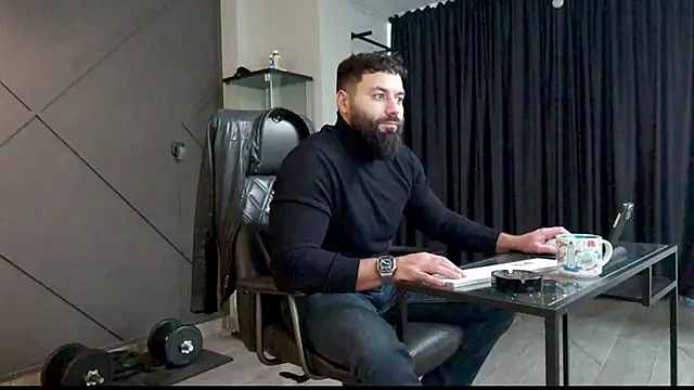 Snapshot of mattmasterss chatting on 22, 12, 2024 mattmasterss online show from 22, 12, 2024
