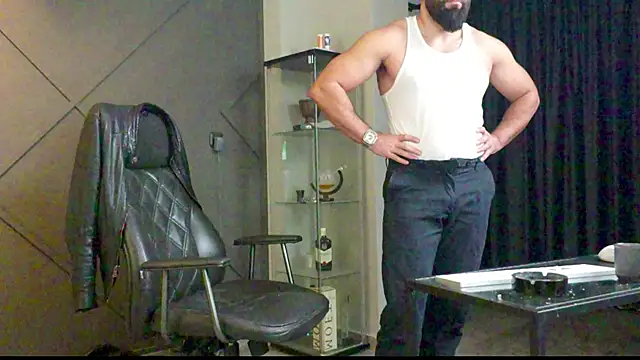 Snapshot of mattmasterss chatting on 28, 12, 2024 mattmasterss online show from 28, 12, 2024