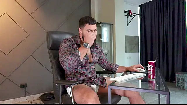 Snapshot of mattmasterss chatting on 16, 1, 2025 mattmasterss online show from 16, 1, 2025