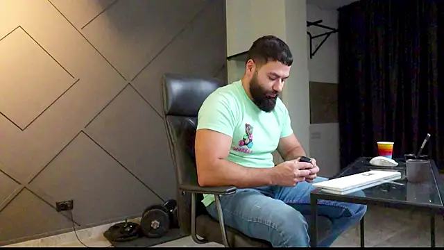 Snapshot of mattmasterss chatting on 23, 1, 2025 mattmasterss online show from 23, 1, 2025