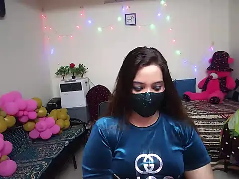 Arushisingh8888 online show from 10, 1, 2025