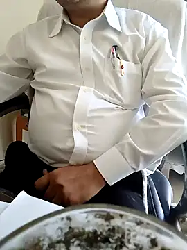 Hot-man39 online show from 6, 2, 2025