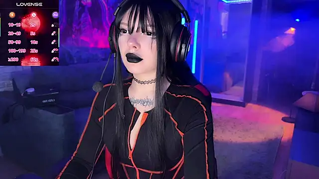 Snapshot of Eva-miller1 chatting on 3, 11, 2025 Eva-miller1 online show from 3, 11, 2025