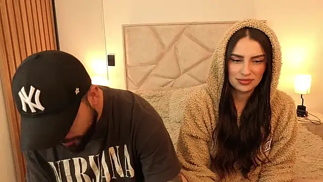 teseo and afroditha  online show from 27, 11, 2025