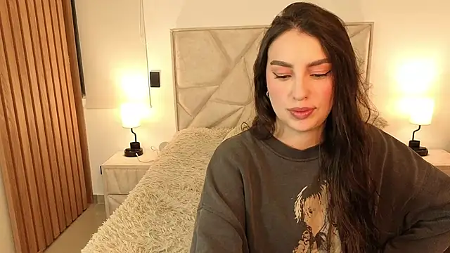 teseo and afroditha  online show from 23, 12, 2025