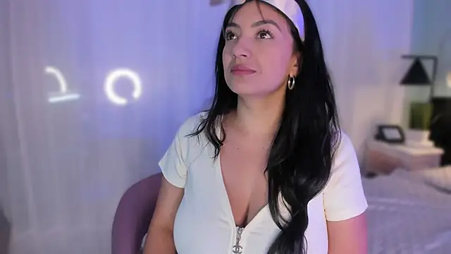 EvaaStevens online show from 13, 3, 2025