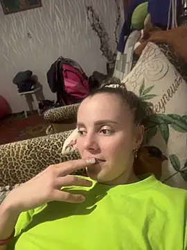 AlisaKissss online show from 13, 4, 2026