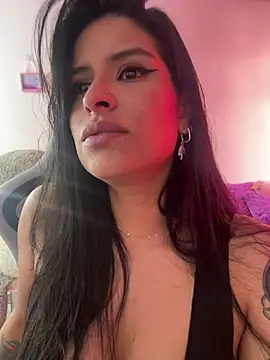 Snapshot of _elektrah chatting on 26, 4, 2026 elektrah online show from 26, 4, 2026