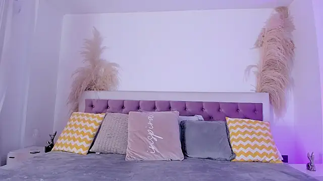 Emelyy Carter online show from 30, 1, 2025