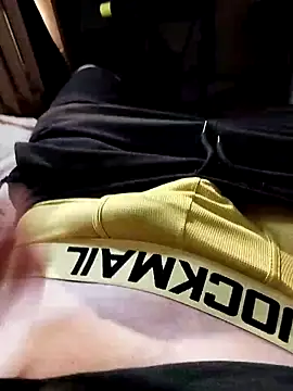 Snapshot of alejandrololo chatting on 13, 10, 2025 alejandrololo online show from 13, 10, 2025