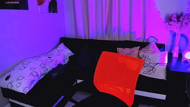 Snapshot of Lily_xBabe chatting on 28, 9, 2025 Lily xBabe online show from 28, 9, 2025