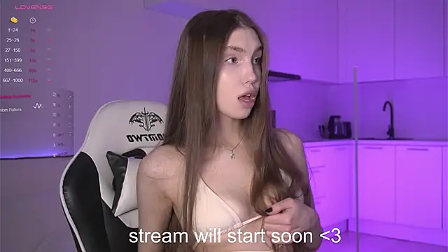 haileyishere online show from 15, 4, 2026