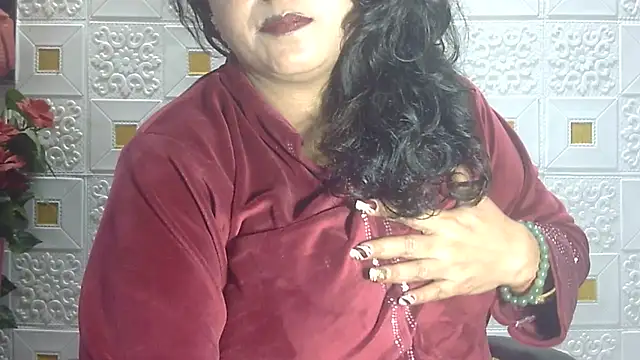 Snapshot of Sexy_komolika chatting on 28, 2, 2025 Sexy komolika online show from 28, 2, 2025