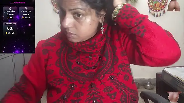 Sexy komolika online show from 4, 3, 2026