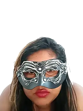 littlequeen77 online show from 18, 1, 2025