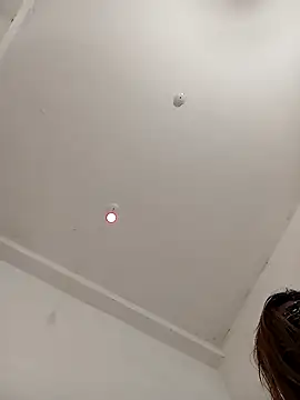 littlequeen77 online show from 20, 1, 2025