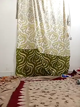 littlequeen77 online show from 30, 1, 2025