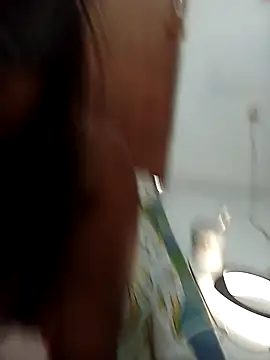 littlequeen77 online show from 21, 2, 2025