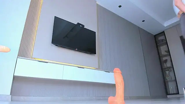 Cherrypie 001 online show from 29, 11, 2025