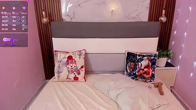 ETHANLOVE1 online show from 3, 12, 2025