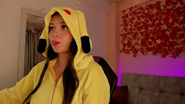 Snapshot of Sweet_Candies chatting on 8, 3, 2025 Sweet Candies online show from 8, 3, 2025