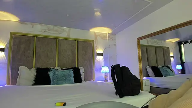 PaulinaDuarte online show from 2, 12, 2025