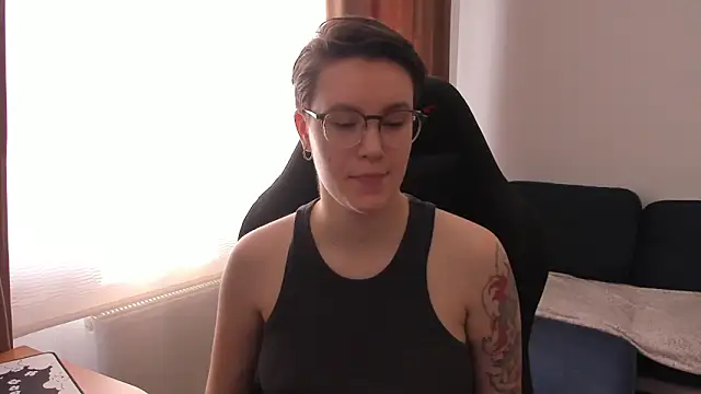 JessieFlower online show from 8, 5, 2026