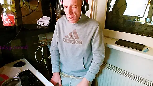 BongChannel online show from 2, 1, 2025