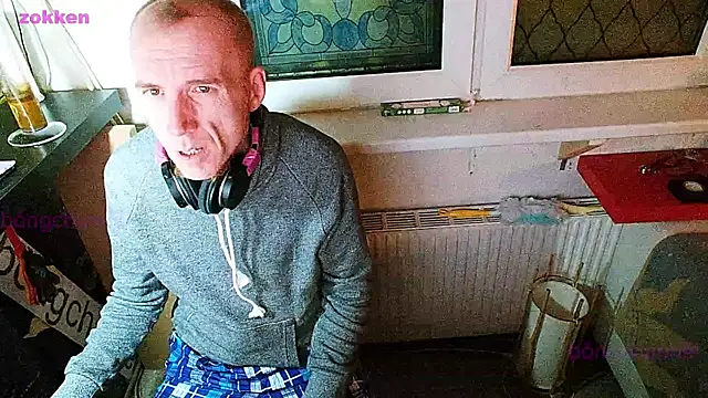 BongChannel online show from 6, 1, 2025