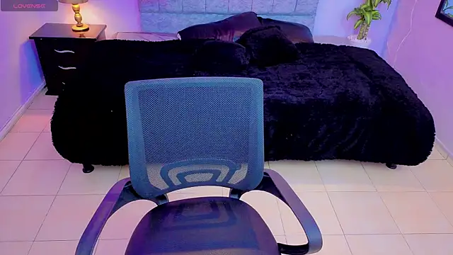 Lana stone  online show from 21, 9, 2025