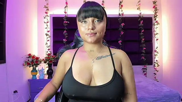 Snapshot of sweelanna__ chatting on 16, 7, 2026 sweelanna online show from 16, 7, 2026