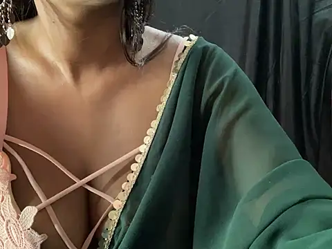 Snapshot of Sexy_trisha__7 chatting on 21, 3, 2025 Sexy trisha 7 online show from 21, 3, 2025