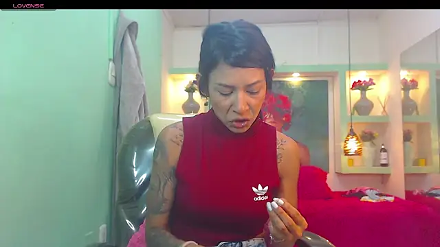 Snapshot of lorenapinto chatting on 21, 5, 2026 lorenapinto online show from 21, 5, 2026
