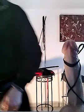 freyamoret online show from 14, 1, 2025