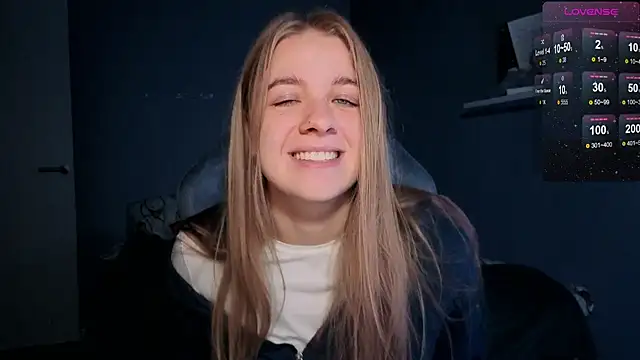 candy maggie online show from 30, 10, 2025