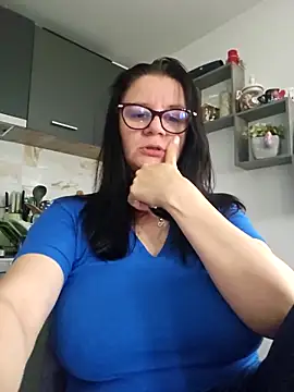Snapshot of KristenVega chatting on 29, 3, 2026 KristenVega online show from 29, 3, 2026