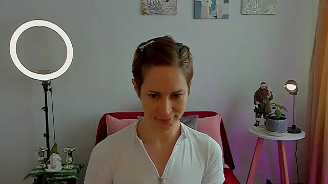 Snapshot of cuddlingbunny chatting on 7, 12, 2024 cuddlingbunny online show from 7, 12, 2024