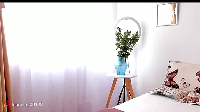 Snapshot of cuddlingbunny chatting on 27, 6, 2026 cuddlingbunny online show from 27, 6, 2026