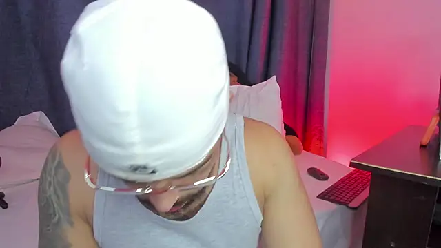 jacob stud18  online show from 10, 4, 2026